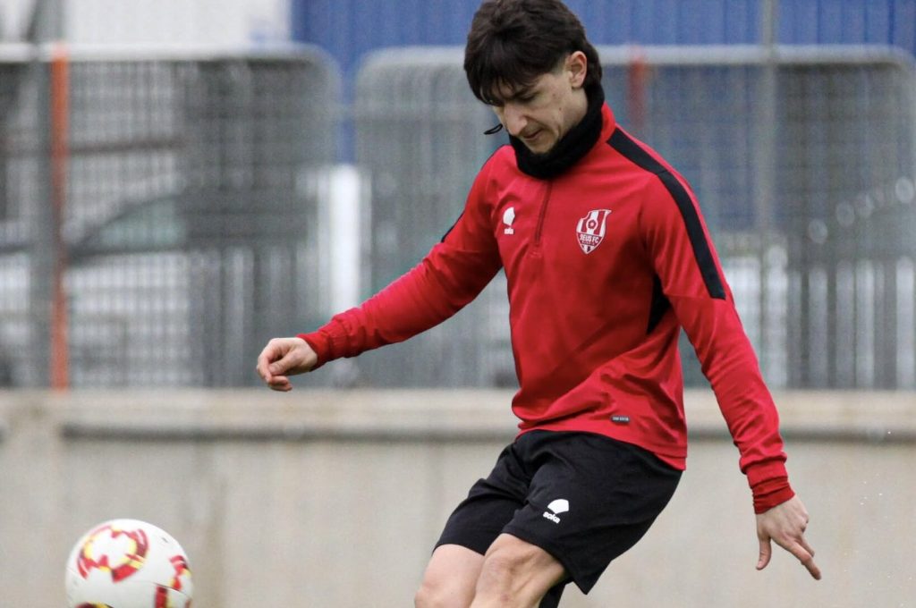 Gj1zJDIXoAAWXIC (1) (1)